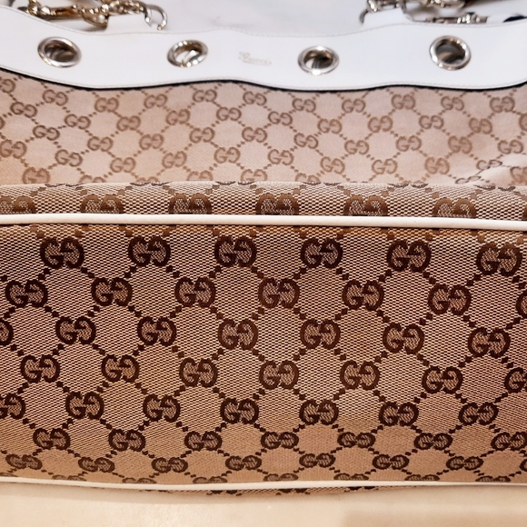 Gucci bag / luggage / purse - Picture 4 of 7